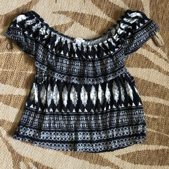 Forever 21 Tops - Off the shoulder